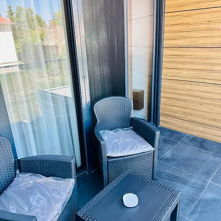 Suzi Apartment Belgrade Exterior photo
